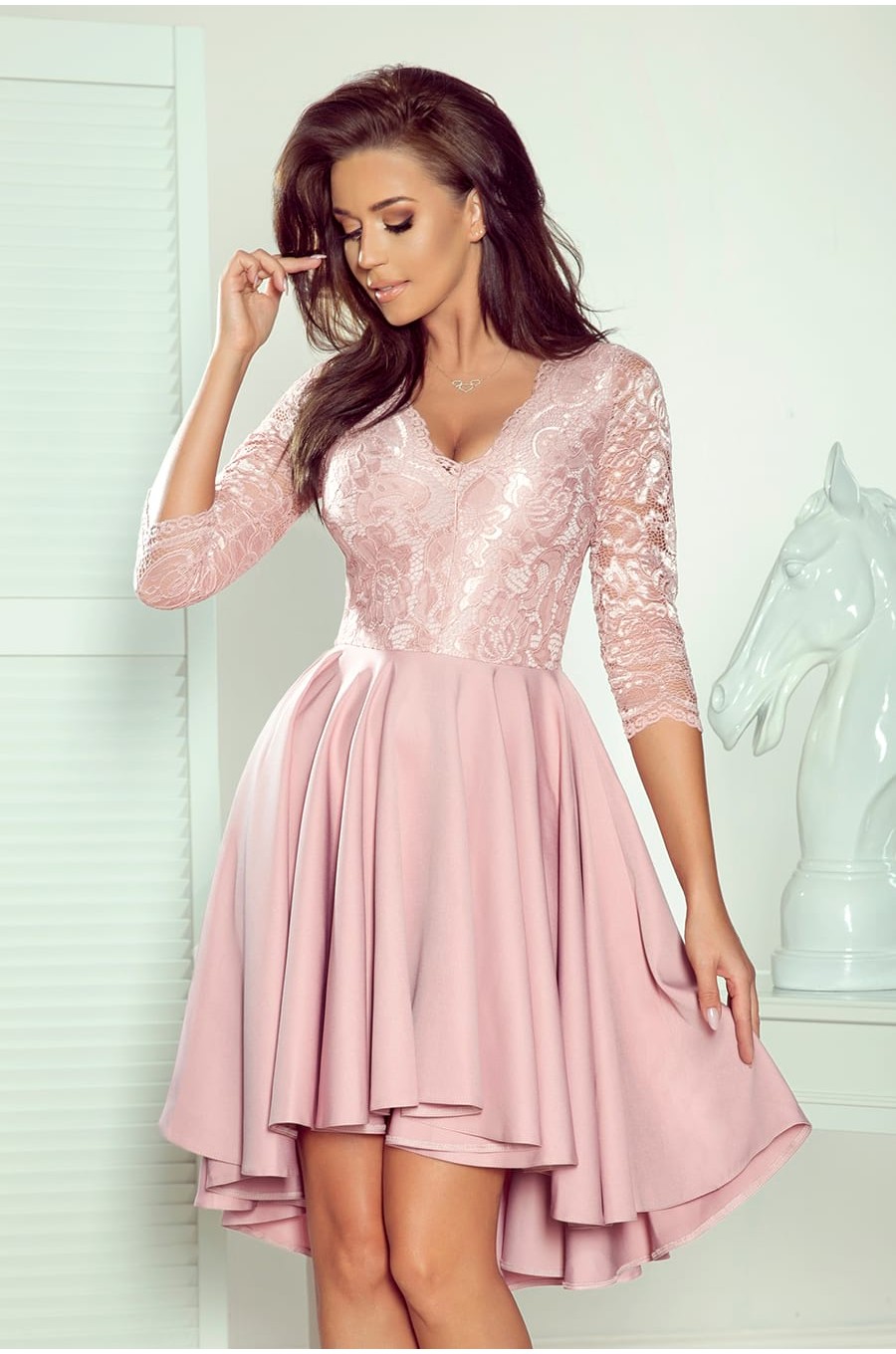 Rochie midi roz din dantela Anastasia Rochie midi roz din dantela Anastasia 1 - dyandra.ro