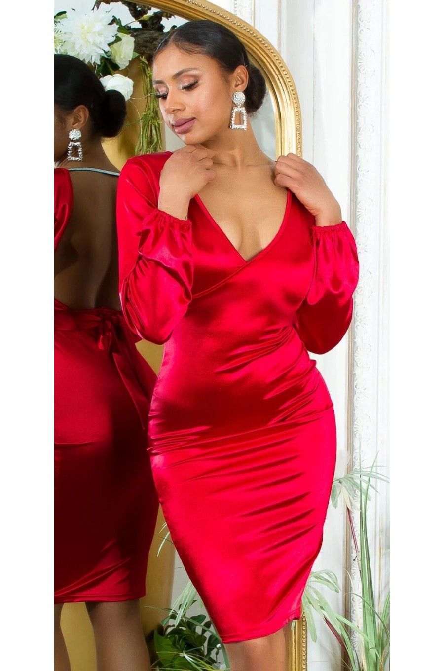 Rochie midi rosie mulata din satin cu maneca lunga Luissa Rochie midi rosie mulata din satin cu maneca lunga Luissa 2 - dyandra.ro