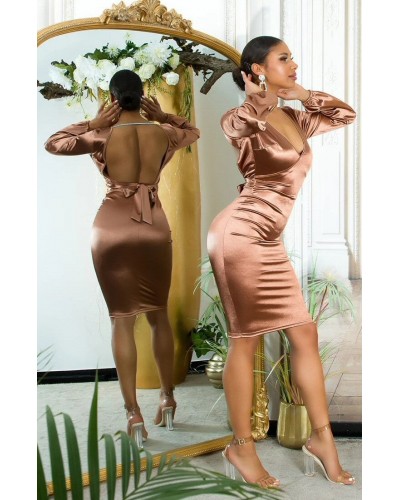 Rochie midi mulata din satin maro cu maneca lunga Luissa Rochie midi mulata din satin maro cu maneca lunga Luissa - dyandra.ro