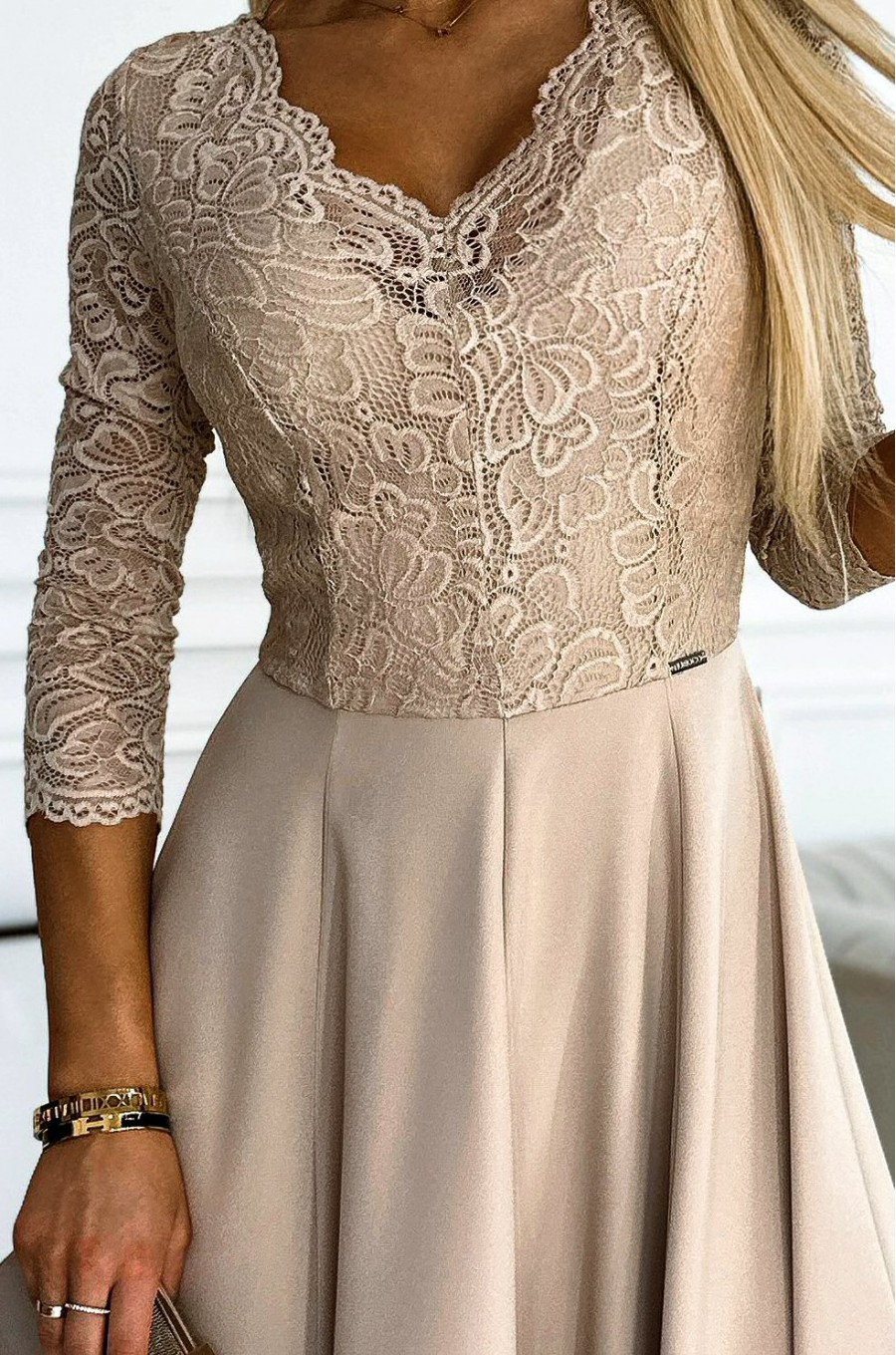 Rochie eleganta lunga bej cu bustul din dantela Allegria 4 - dyandra.ro