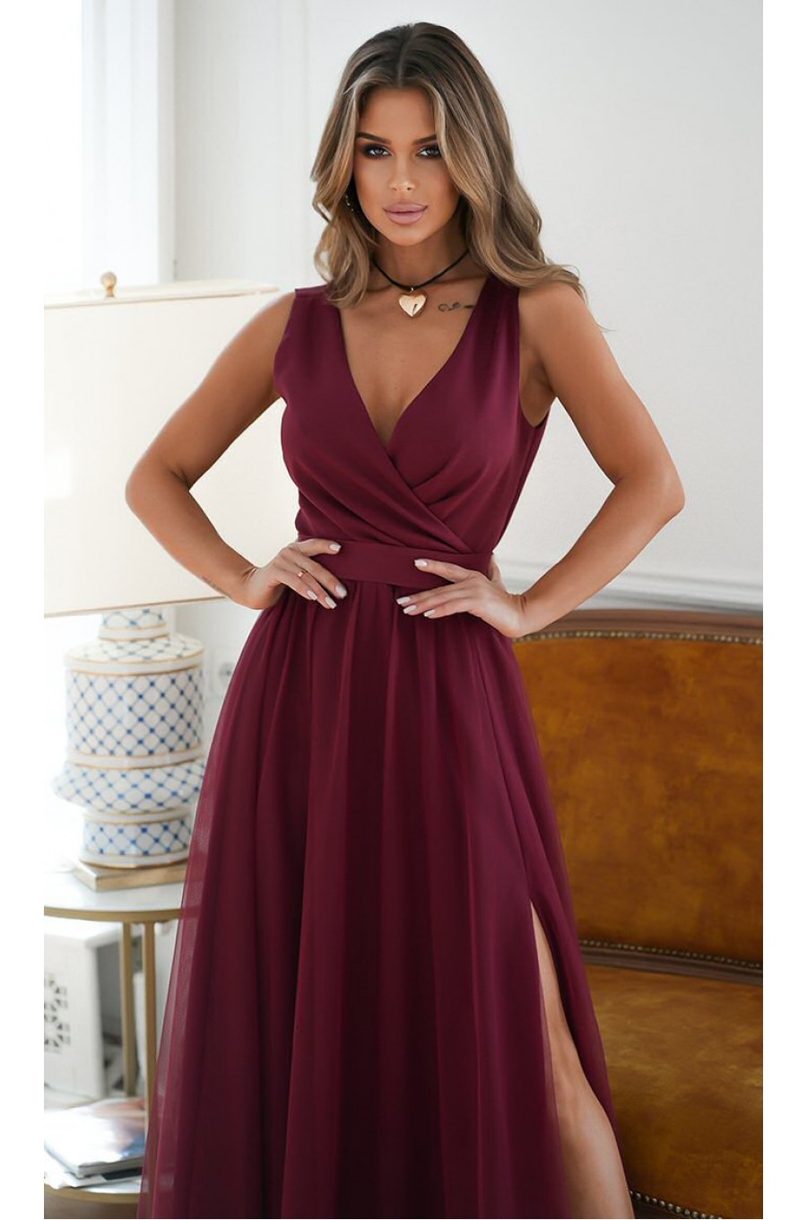 Rochie lunga din tulle si vascoza burgundy, vaporoasa, Andreea Rochie lunga din tulle si vascoza burgundy, vaporoasa, Andreea 3 - dyandra.ro