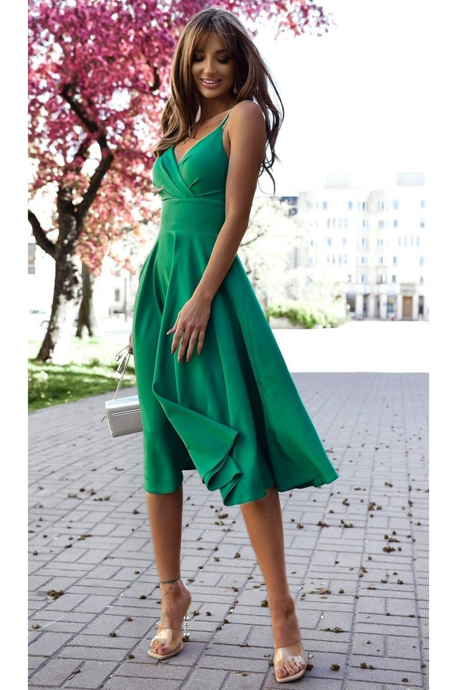 Rochie midi verde tip baby doll din bumbac retro in clos TifaniW3 Rochie midi verde tip baby doll din bumbac retro in clos TifaniW3 1 - dyandra.ro