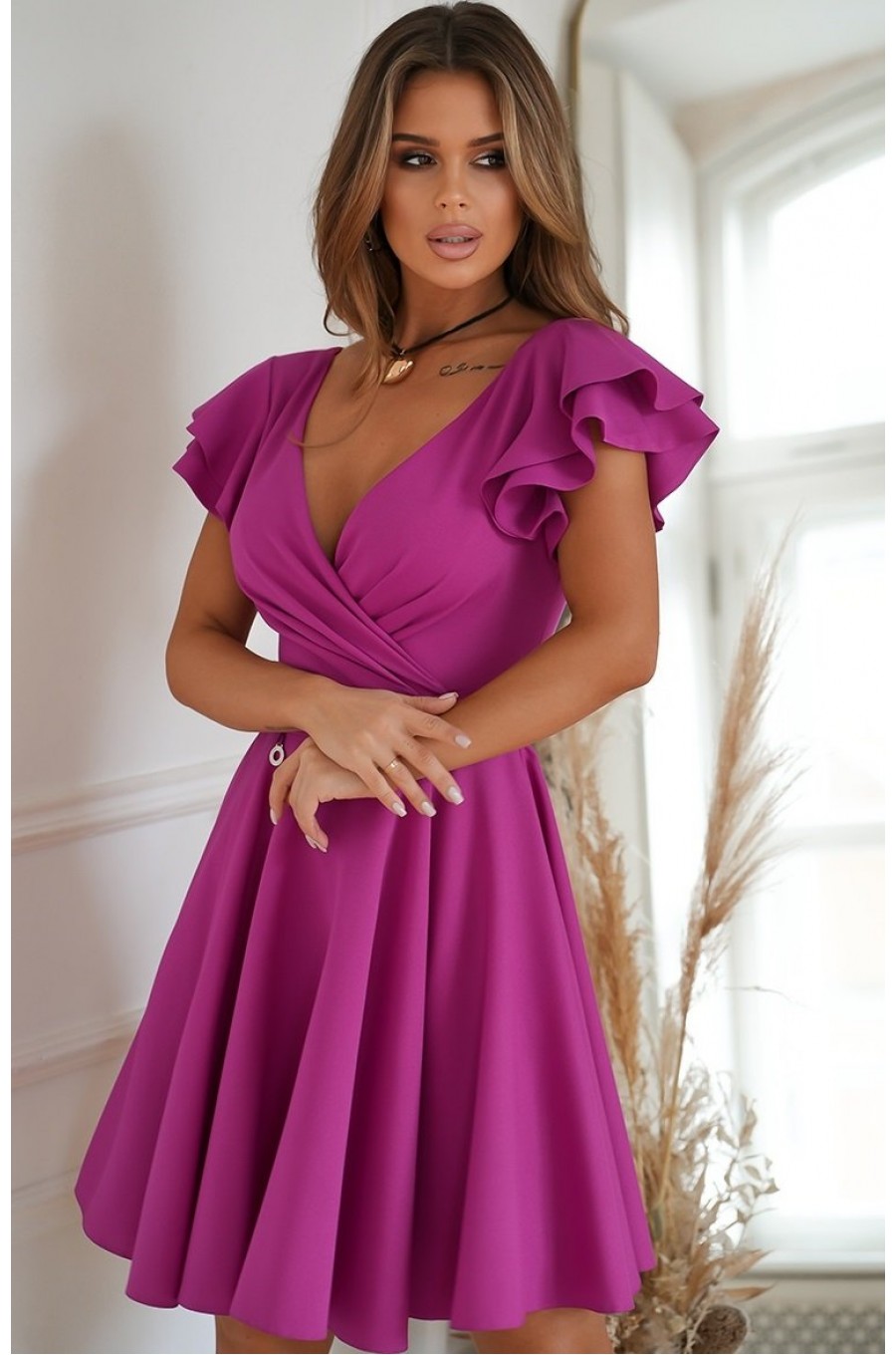 Rochie baby doll scurta din vascoza roz bishop in clos cu volane la maneca Everly 3 - dyandra.ro