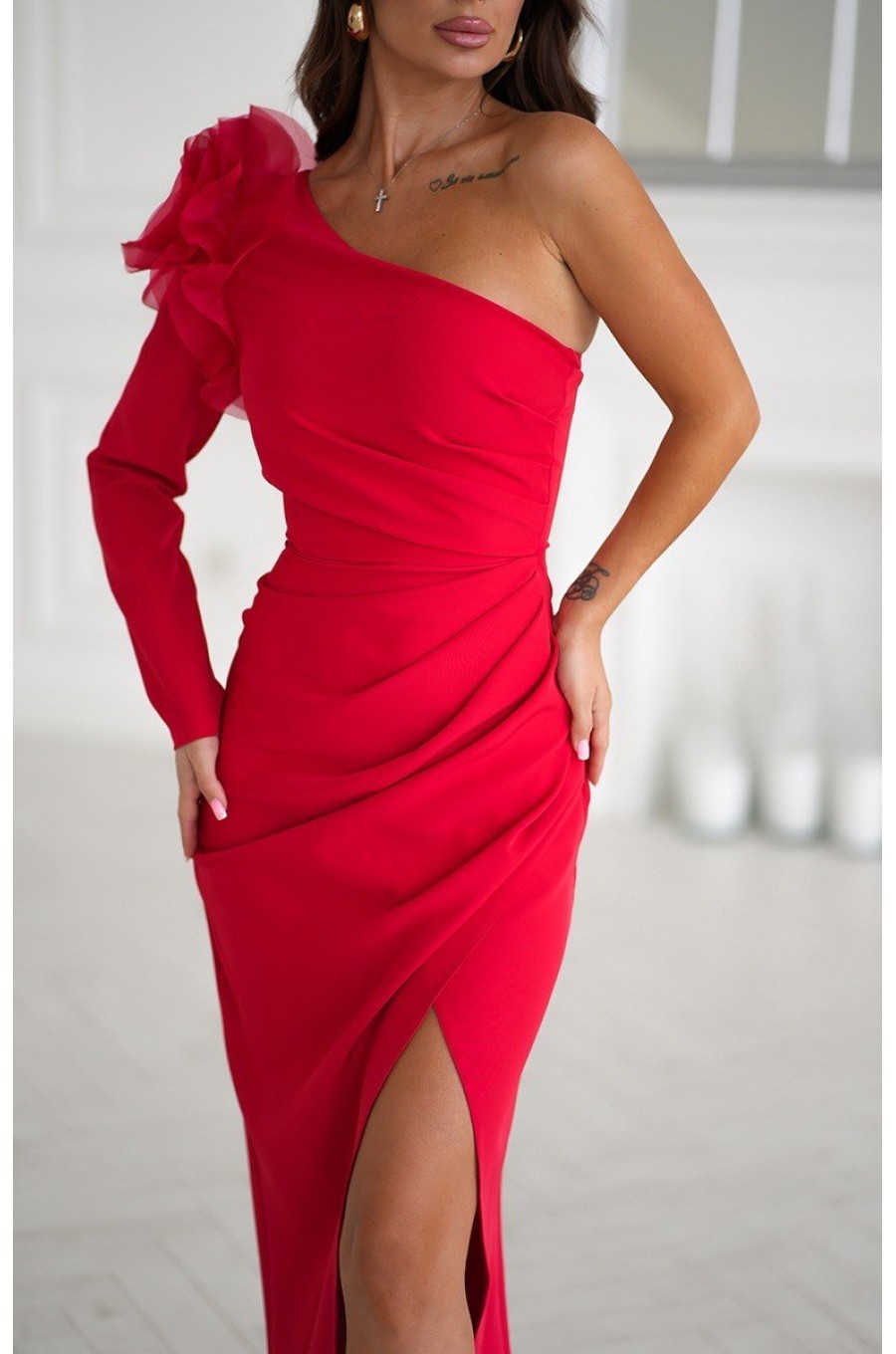 Rochie de nasa eleganta rosie cu floare pe umar cu maneca lunga Charming Rochie de nasa eleganta rosie cu floare pe umar cu maneca lunga Charming 6 - dyandra.ro