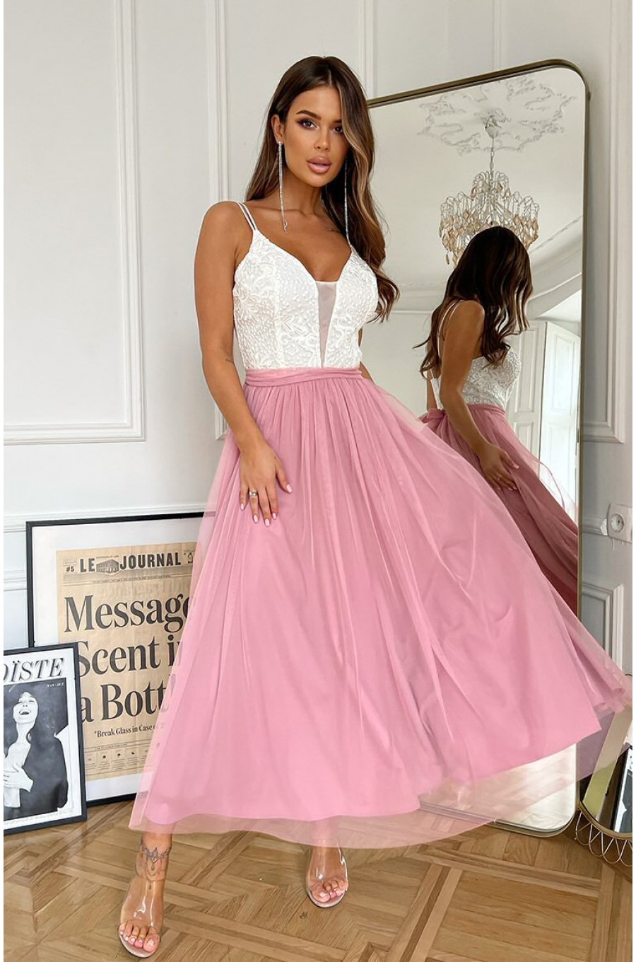 Rochie lunga din tul roz si dantela ecru vaporoasa Arabela Rochie lunga din tul roz si dantela ecru vaporoasa Arabela 1 - dyandra.ro