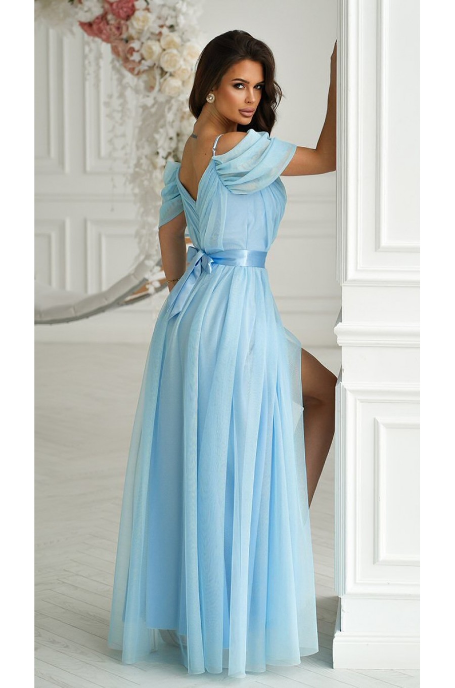 Rochie eleganta lunga din tulle bleu vaporoasa cu umerii goi FloraY 2 - dyandra.ro