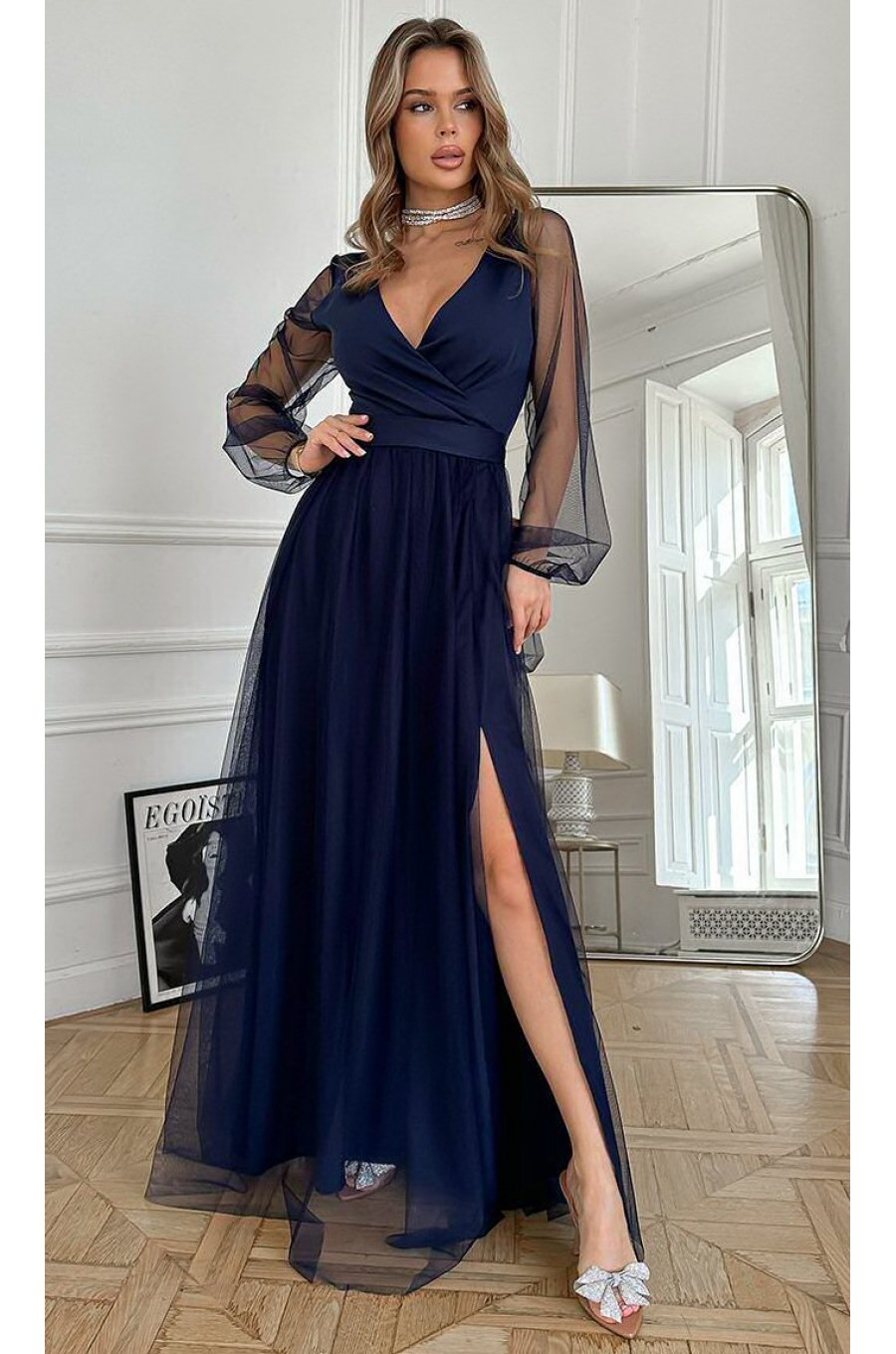 Rochie lunga din tull bleumarin navy cu maneca lunga SplendorB Rochie lunga din tull bleumarin navy cu maneca lunga SplendorB 1 - dyandra.ro