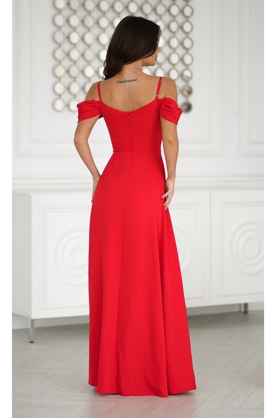 Rochie lunga rosie cu umerii goi vaporoasa Katiya Rochie lunga rosie cu umerii goi vaporoasa Katiya 2 - dyandra.ro