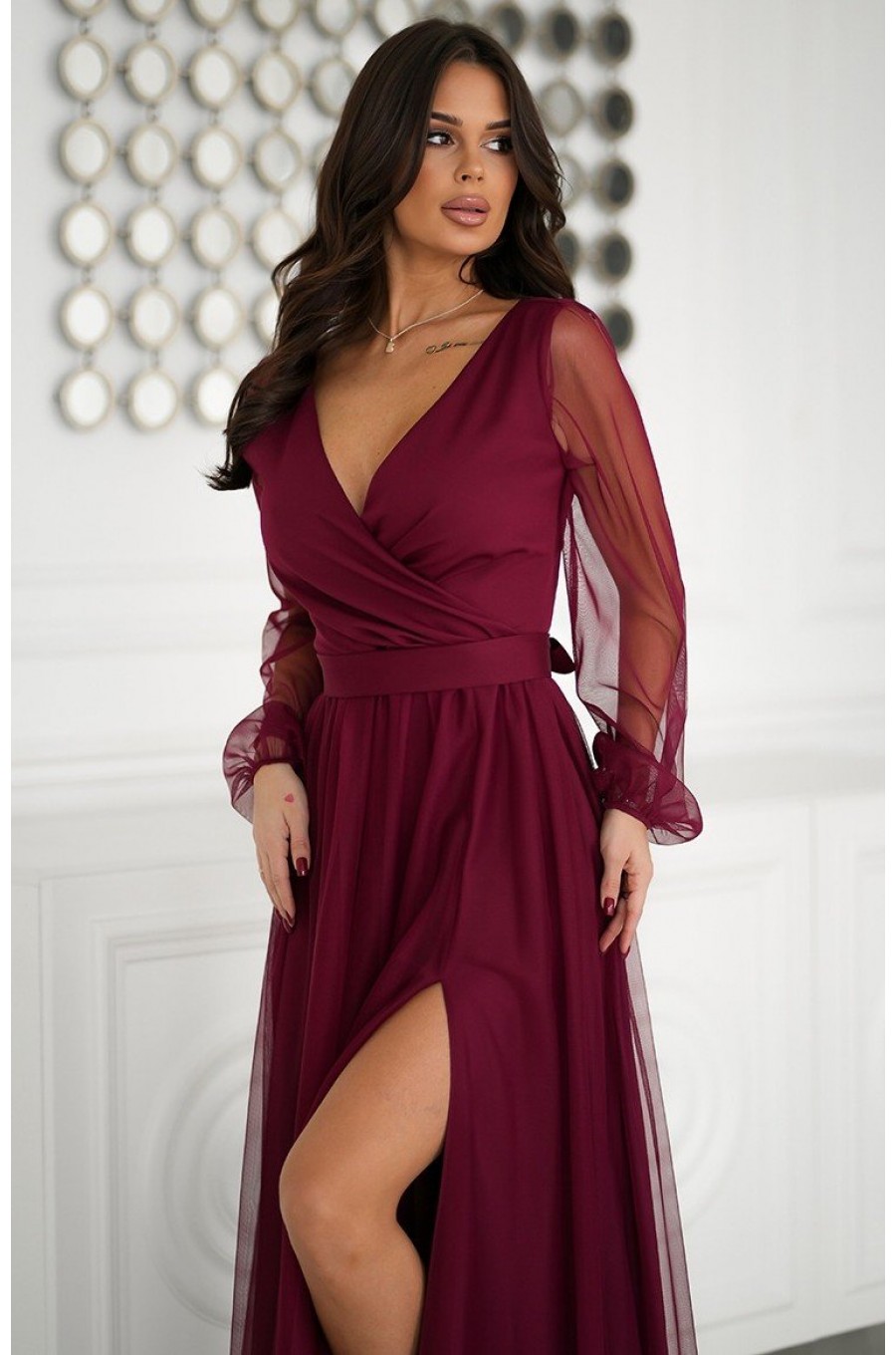 Rochie vaporoasa lunga burgundy din tulle cu maneca lunga SplendorB 5 - dyandra.ro