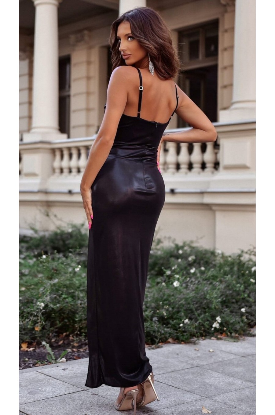 Rochie de ocazie lunga neagra mulata CiriLux Rochie de ocazie lunga neagra mulata CiriLux 2 - dyandra.ro