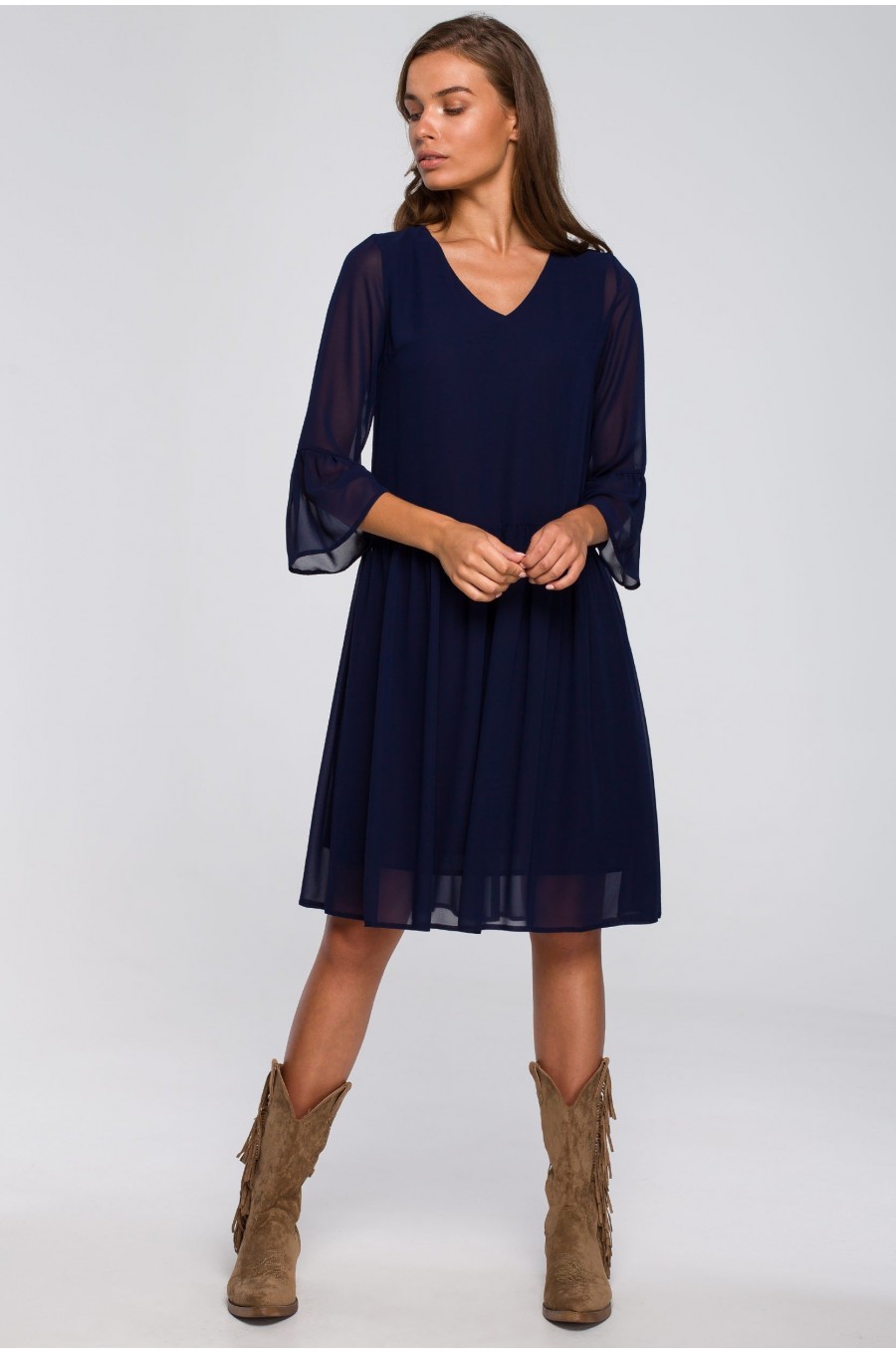 Rochie midi din chiffon bleumarin vaporoasa Rocio Rochie midi din chiffon bleumarin vaporoasa Rocio 1 - dyandra.ro