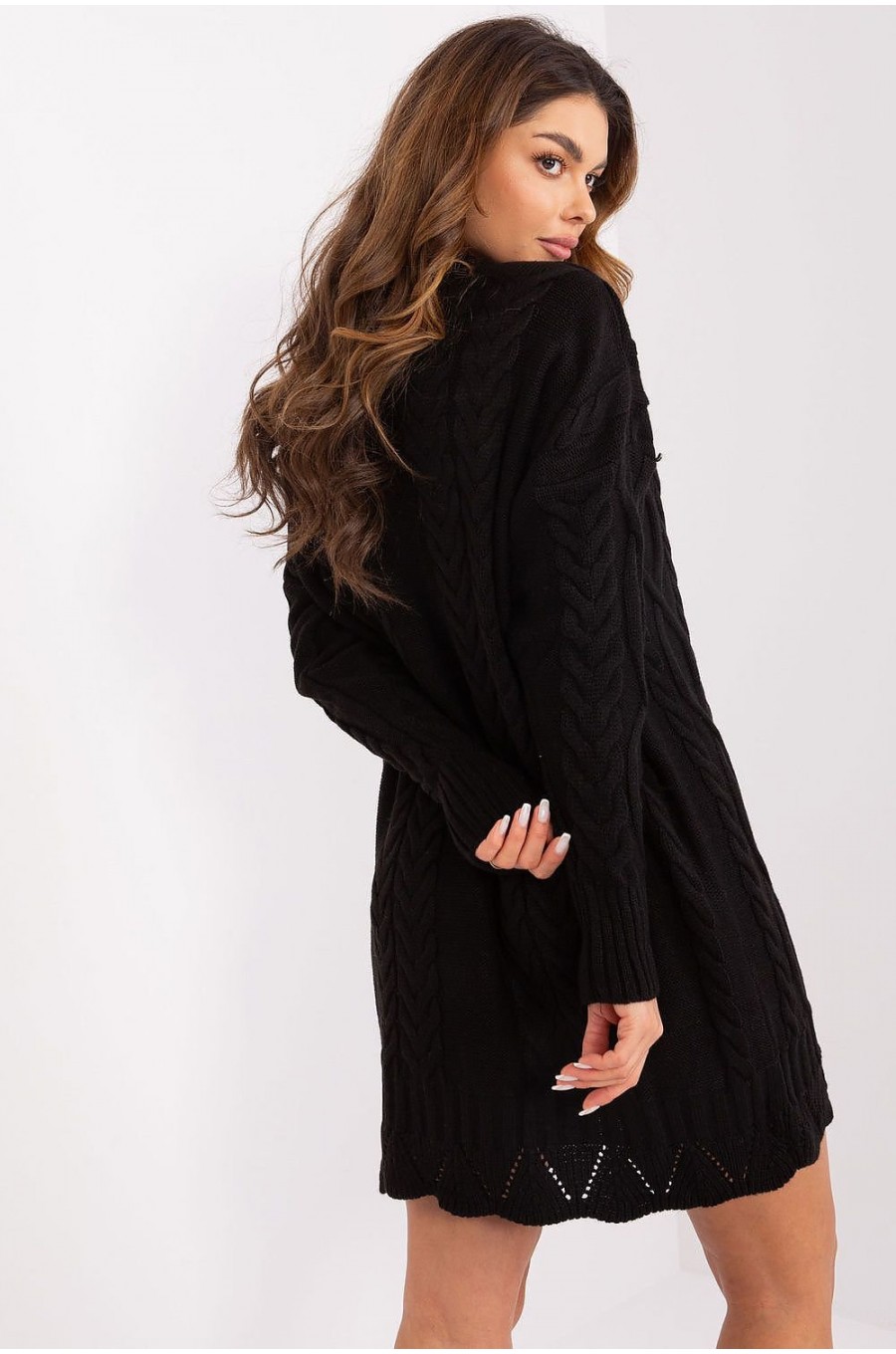 Rochie tricotata scurta neagra oversize Amalna1 Rochie tricotata scurta neagra oversize Amalna1 2 - dyandra.ro