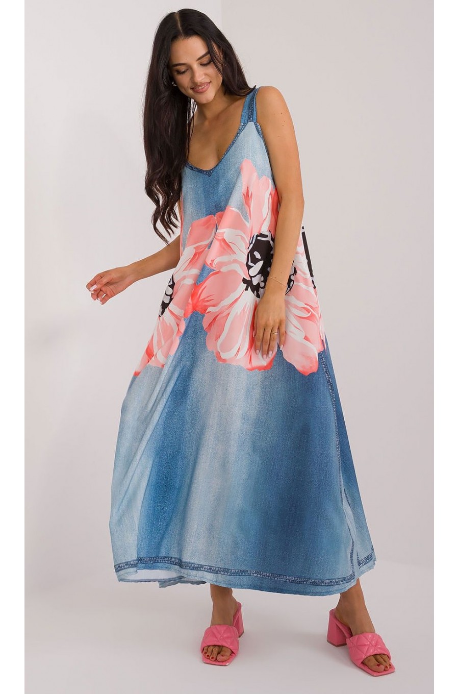 Rochie oversize lunga, din vascoza, bleu cu flori, vaporoasa, Ananke Rochie oversize lunga, din vascoza, bleu cu flori, vaporoasa, Ananke 1 - dyandra.ro