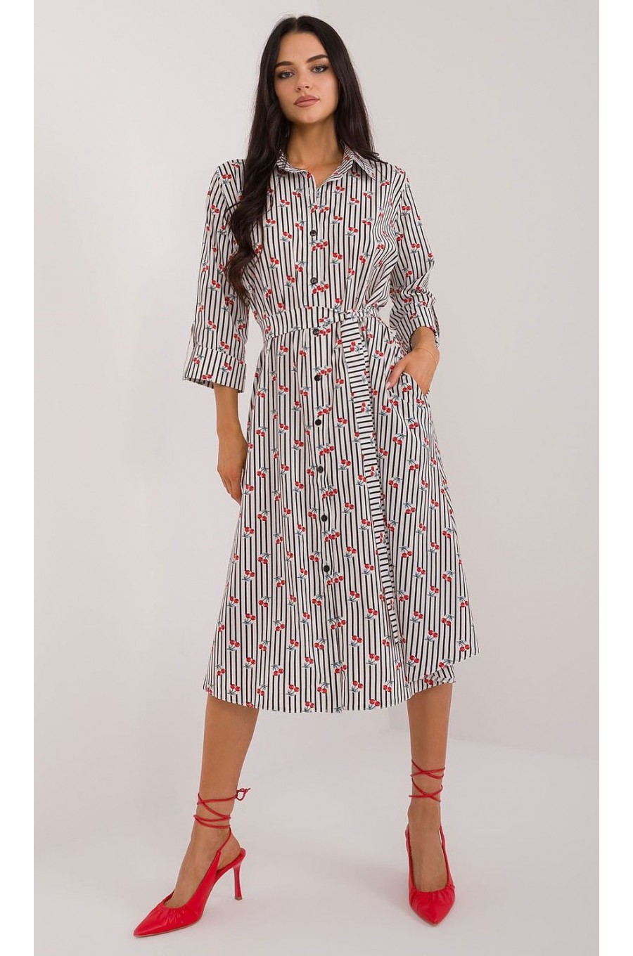 Rochie tip camasa neagra cu dungi cu maneca trei sferturi Saila1 Rochie tip camasa neagra cu dungi cu maneca trei sferturi Saila1 1 - dyandra.ro