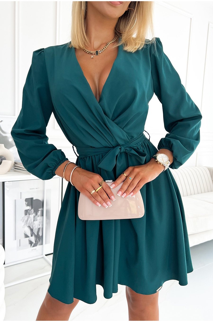 Rochie scurta, verde, cu maneca lunga, vaporoasa, petrecuta, Aurora Rochie scurta, verde, cu maneca lunga, vaporoasa, petrecuta, Aurora 4 - dyandra.ro