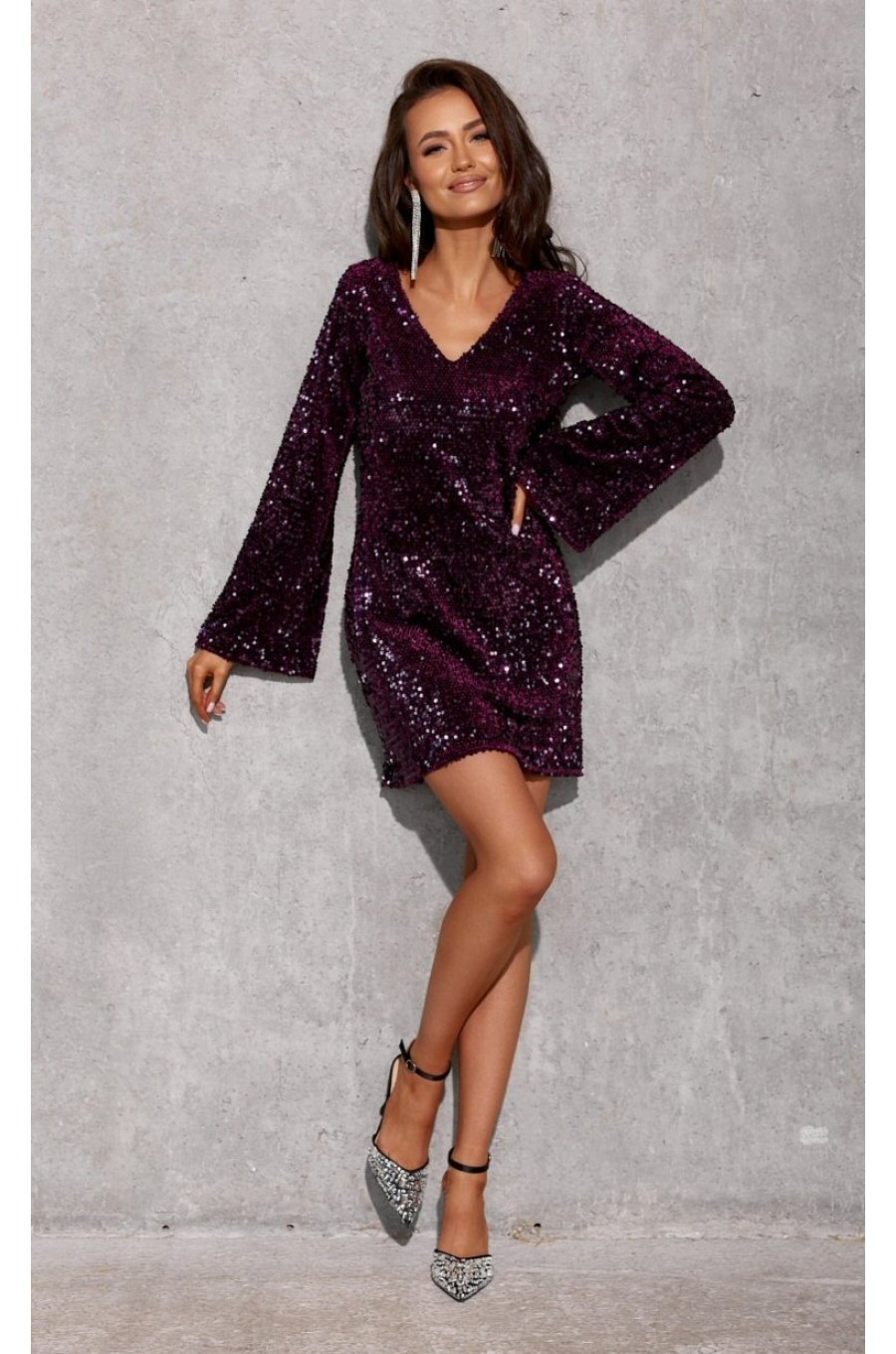 Rochie scurta din paiete mov cu maneca lunga ZoeR Rochie scurta din paiete mov cu maneca lunga ZoeR 4 - dyandra.ro