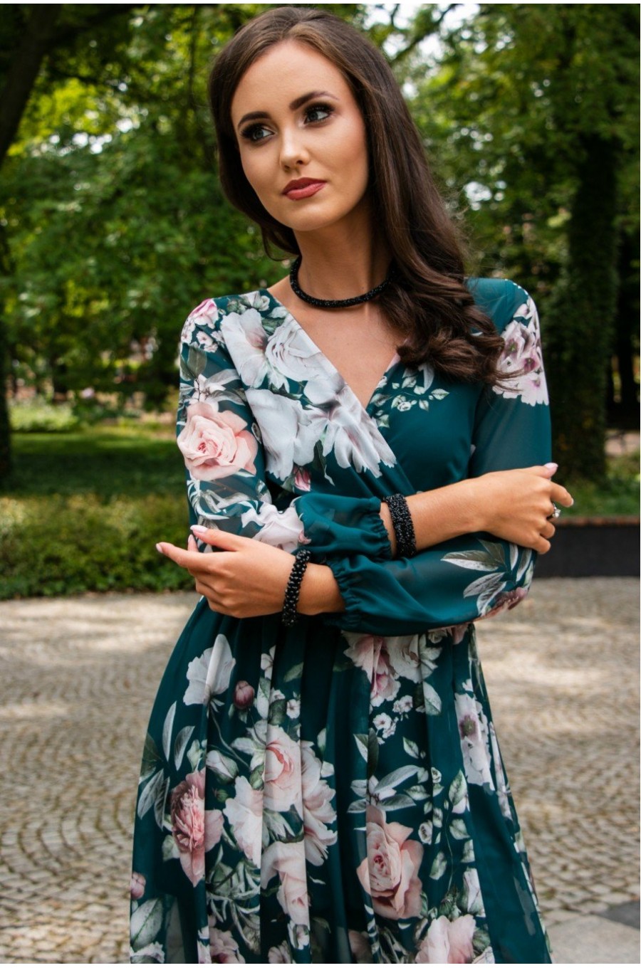 Rochie de vara lunga din voal verde smarald cu flori vaporoasa cu maneca lunga Anamaria 6 - dyandra.ro