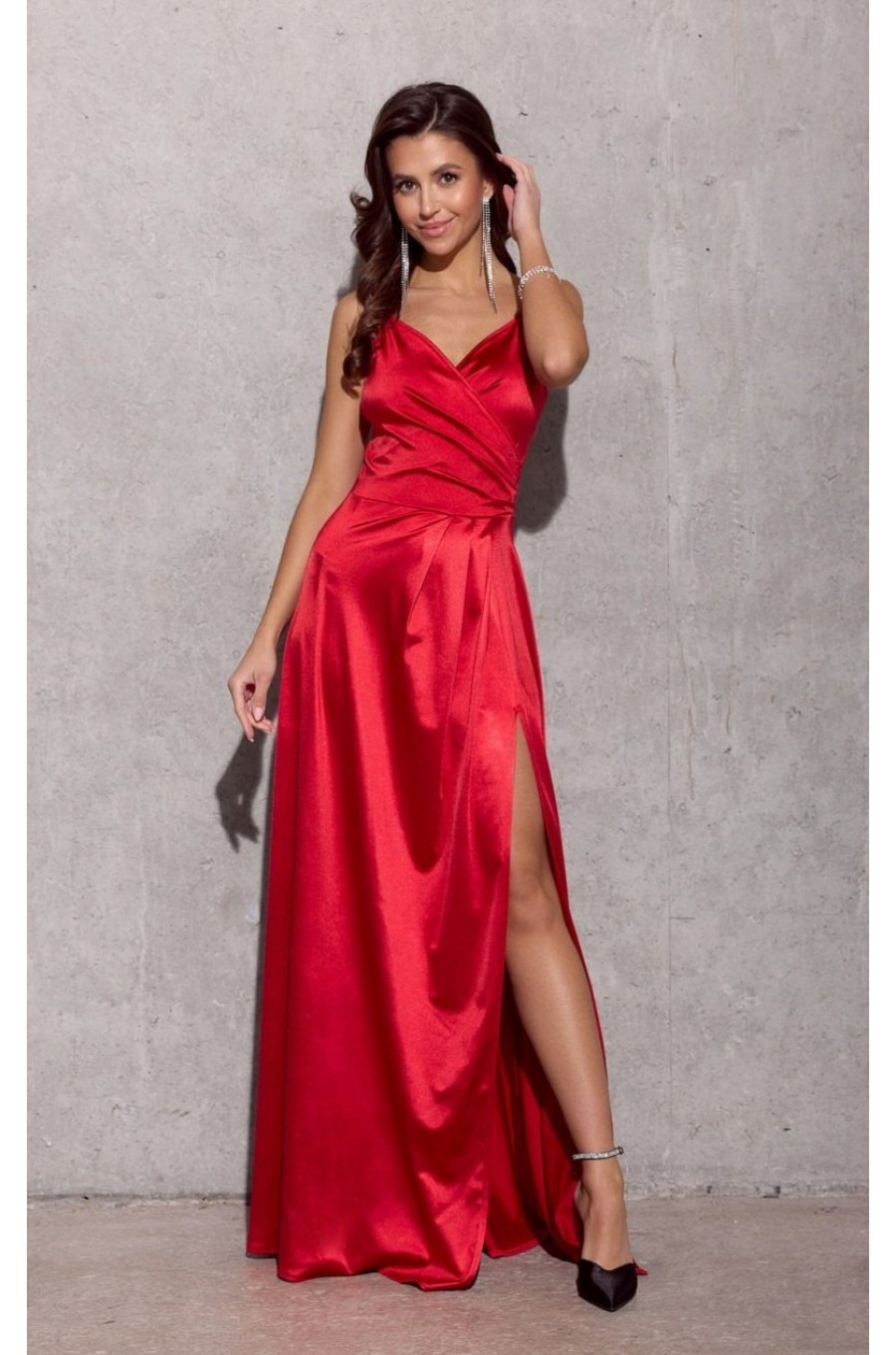 Rochie din satin rosie lunga petrecuta SalmaR Rochie din satin rosie lunga petrecuta SalmaR 1 - dyandra.ro