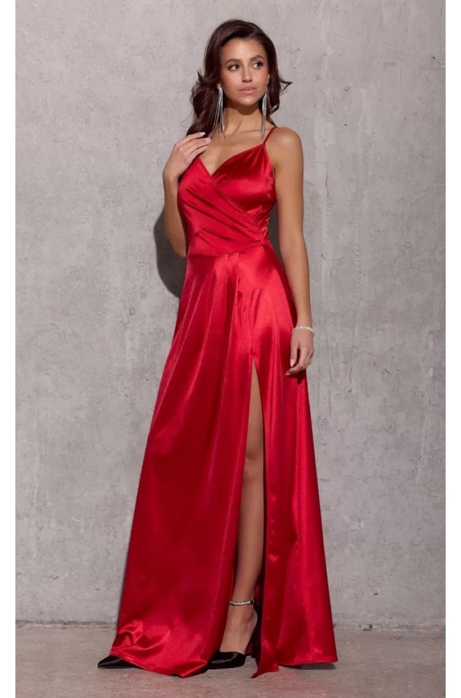 Rochie din satin rosie lunga petrecuta SalmaR Rochie din satin rosie lunga petrecuta SalmaR 3 - dyandra.ro