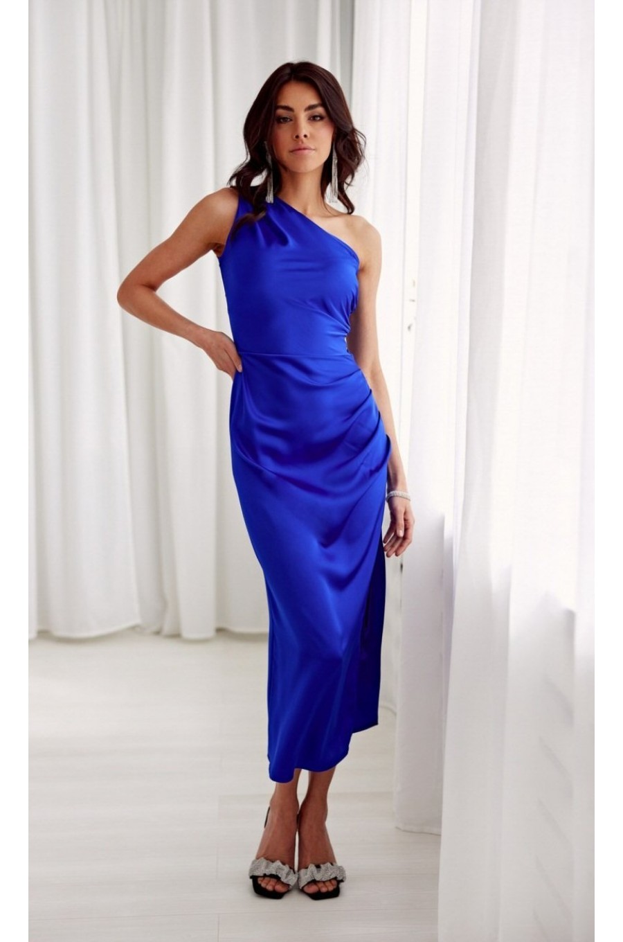 Rochie lunga, din satin, albastra, mulata, cu un umar gol, Lamia 1 - dyandra.ro