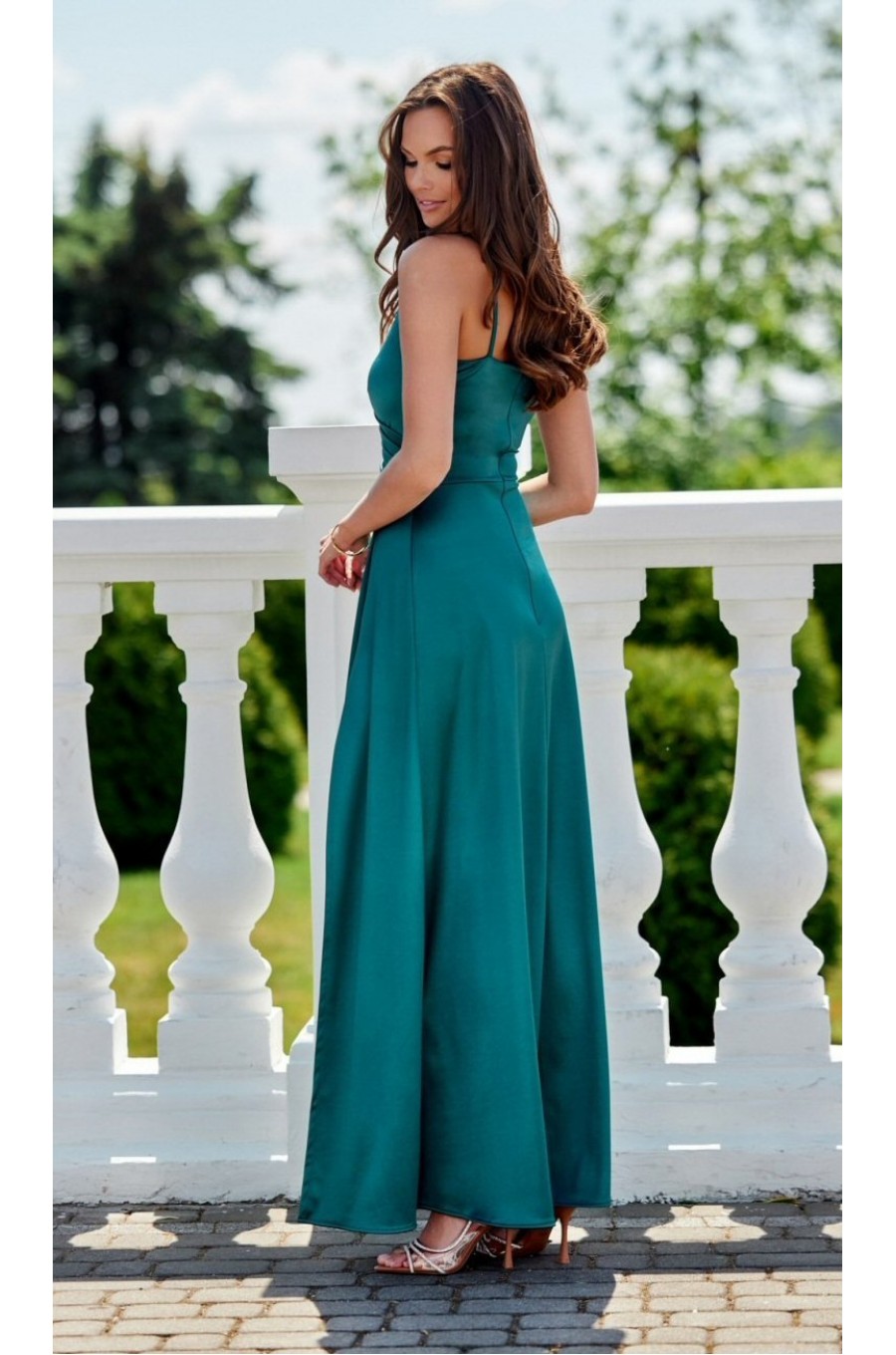 Rochie verde smarald lunga din satin petrecuta SalmaR Rochie verde smarald lunga din satin petrecuta SalmaR 2 - dyandra.ro