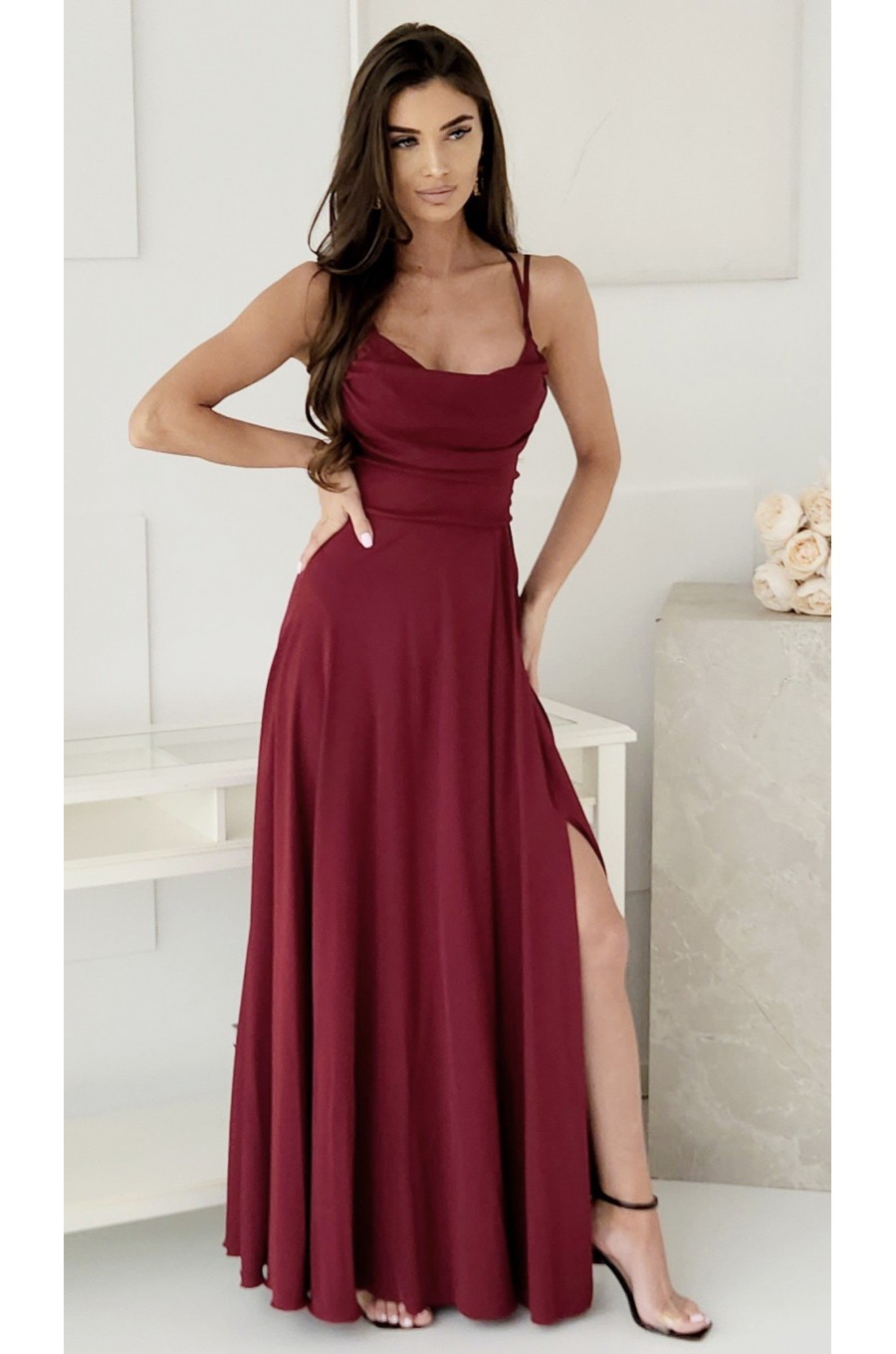 Rochie lunga burgundy cu bust tip corset ValeriaW Rochie lunga burgundy cu bust tip corset ValeriaW 3 - dyandra.ro