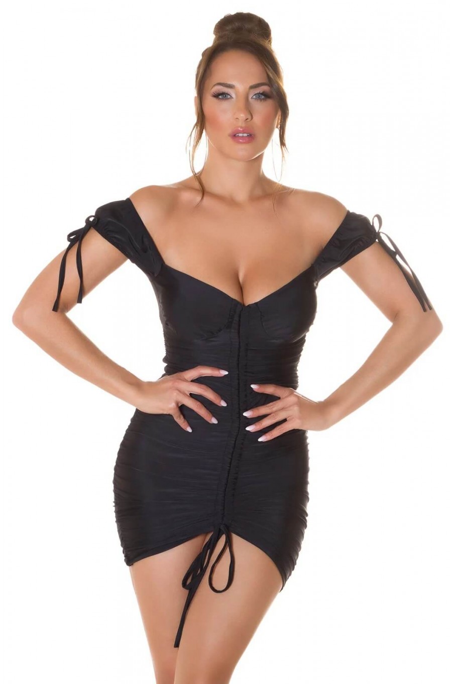 Rochie scurta neagra mulata cu umerii goi drapata Karla Rochie scurta neagra mulata cu umerii goi drapata Karla 1 - dyandra.ro