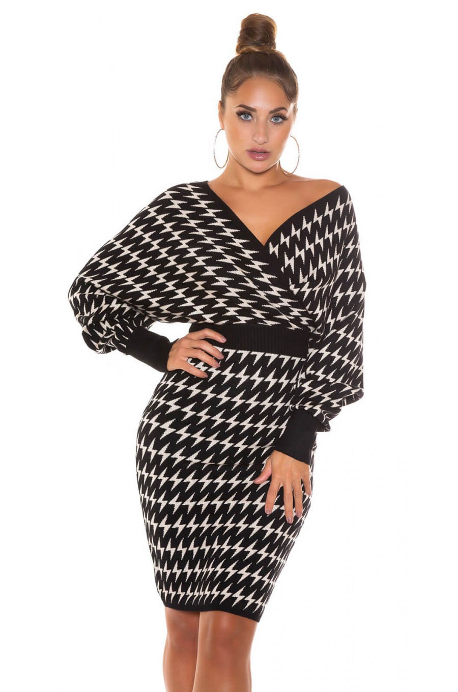 Rochie tricotata, midi, bej-negru, petrecuta, cu maneca lunga, Luiza Rochie tricotata, midi, bej-negru, petrecuta, cu maneca lunga, Luiza 1 - dyandra.ro
