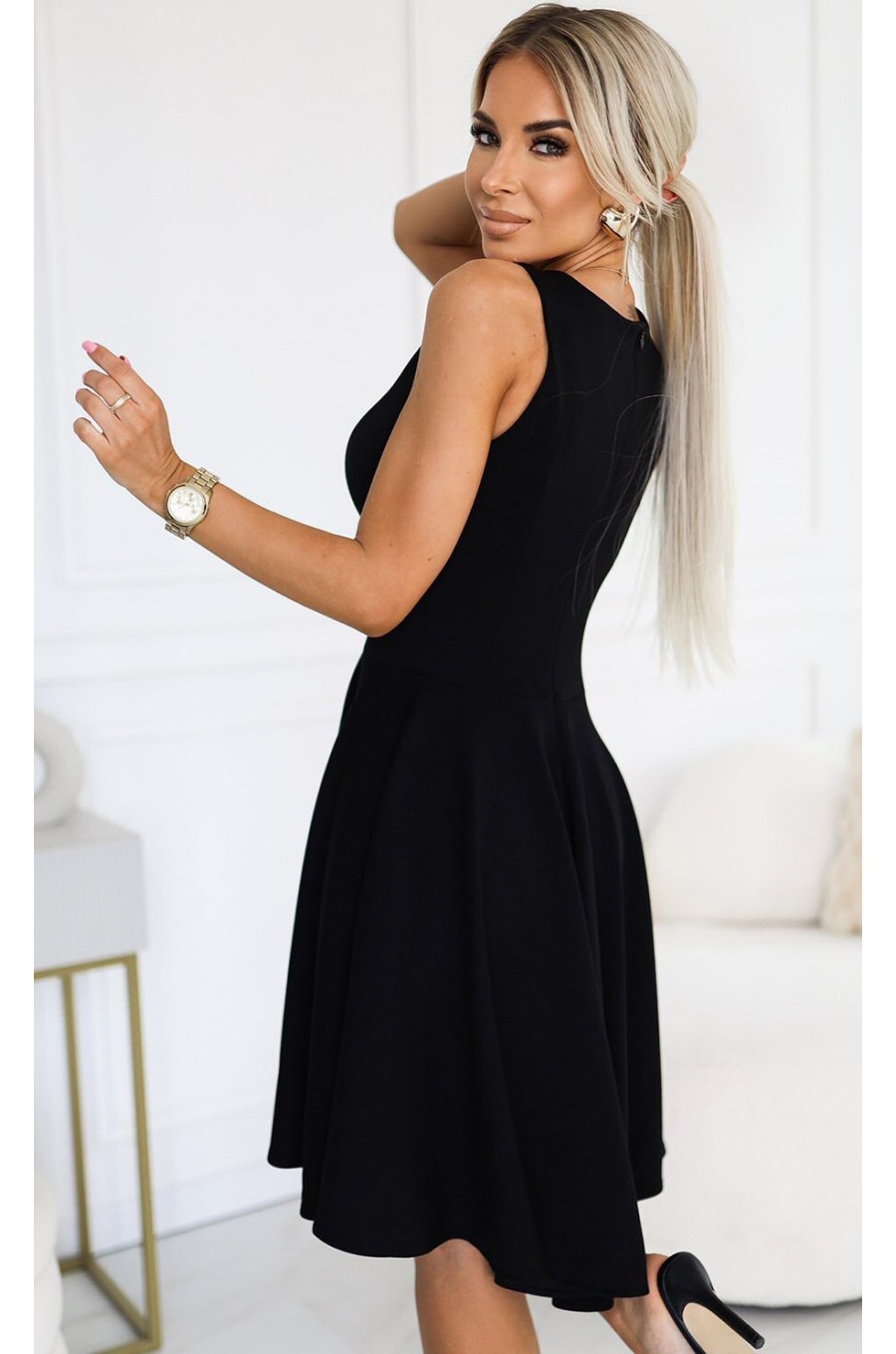Rochie baby doll scurta neagra asimetrica Euphoria Rochie baby doll scurta neagra asimetrica Euphoria 2 - dyandra.ro