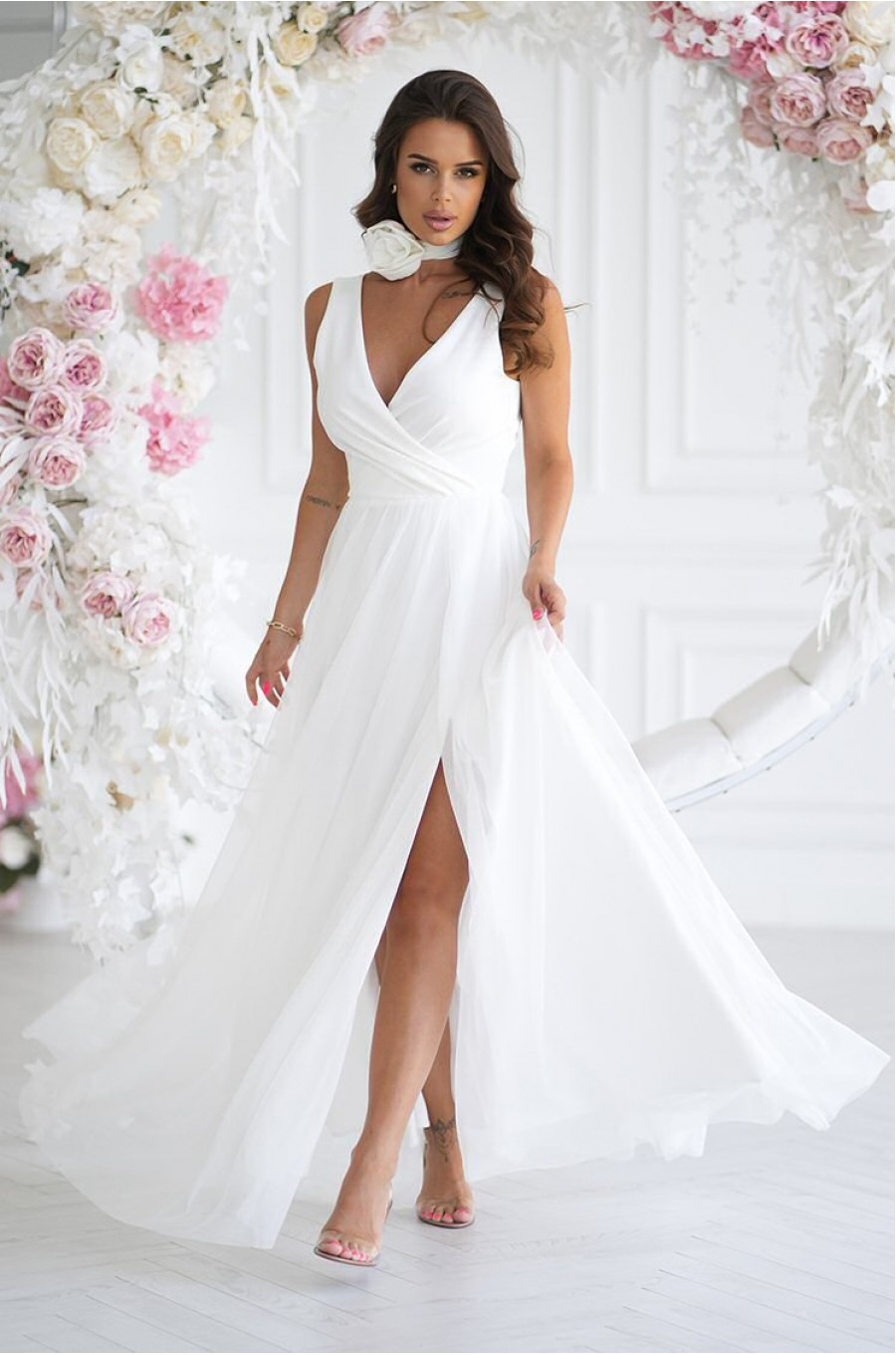 Rochie cununie civila alba, lunga, din tulle, cu floare decorativa, vaporoasa, Dyandra Rochie cununie civila alba, lunga, din tulle, cu floare decorativa, vaporoasa, Dyandra 1 - dyandra.ro