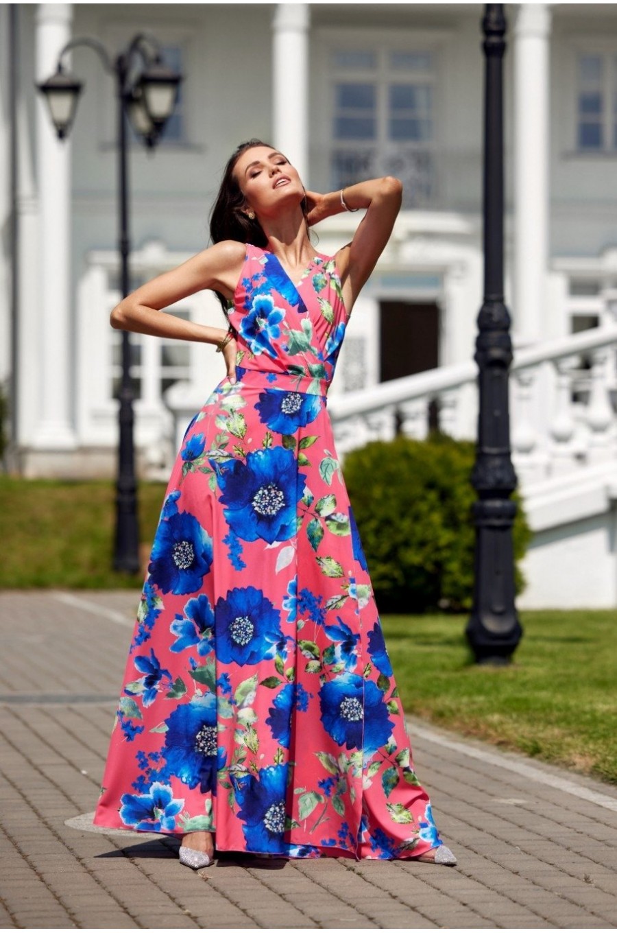Rochie de vara lunga corai cu flori albastre vaporoasa petrecuta Nastia 3 - dyandra.ro