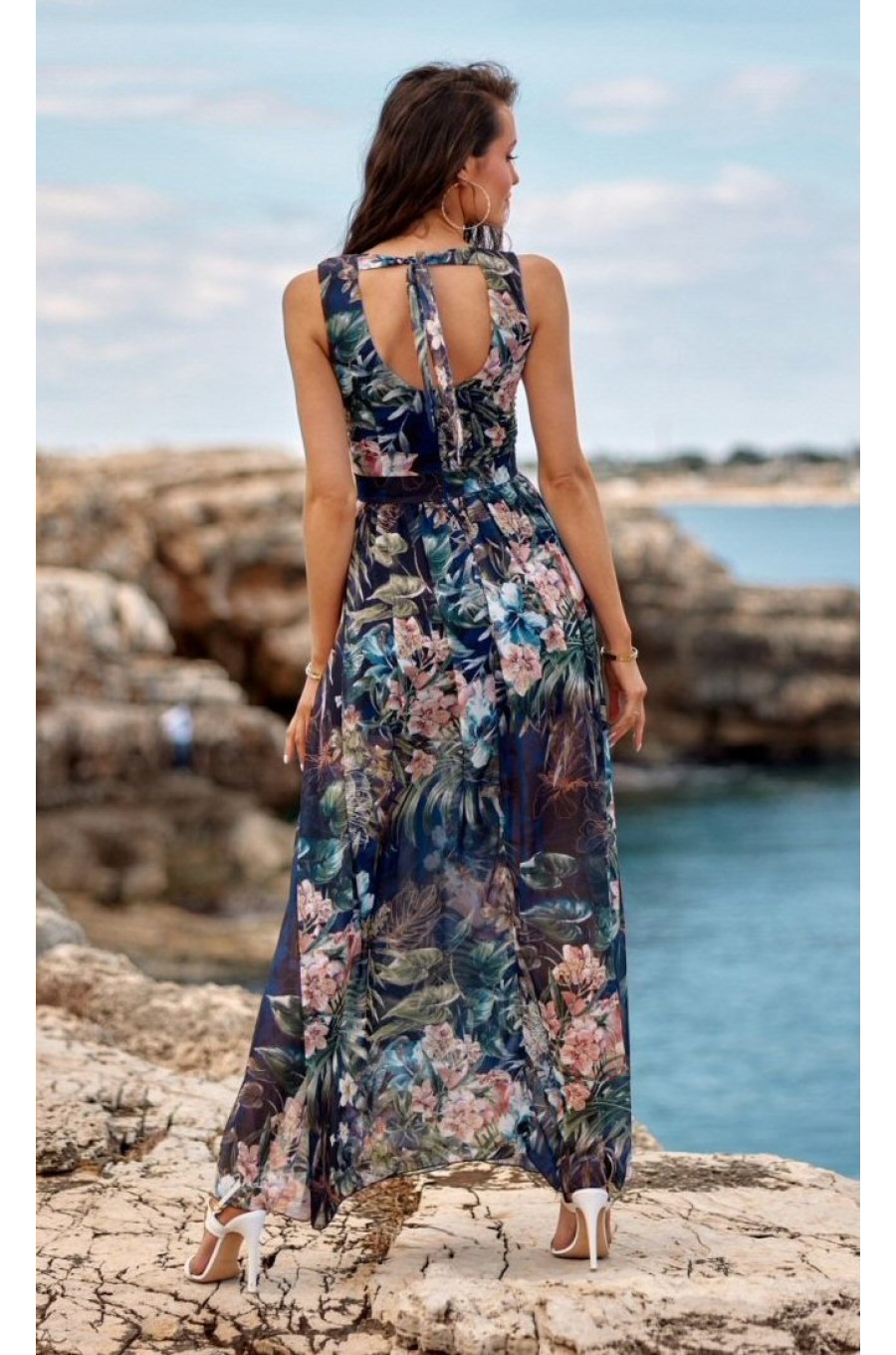 Rochie lunga de vara din chiffon bleumarin cu flori vaporoasa petrecuta Kosima Rochie lunga de vara din chiffon bleumarin cu flori vaporoasa petrecuta Kosima 3 - dyandra.ro