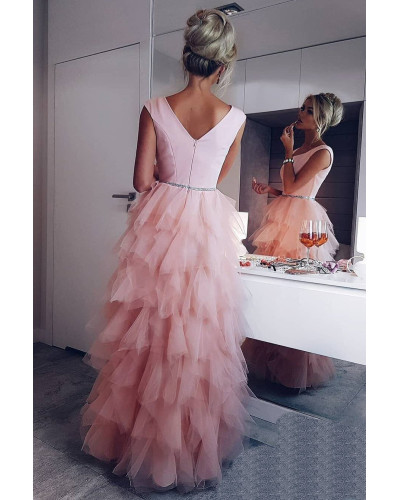 Rochie lunga cu pene din tul roz pal Dana - dyandra.ro
