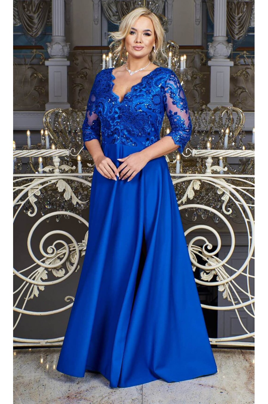 Rochie lunga eleganta albastra in marimi mari din dantela cu broderie Alizaa Rochie lunga eleganta albastra in marimi mari din dantela cu broderie Alizaa 1 - dyandra.ro