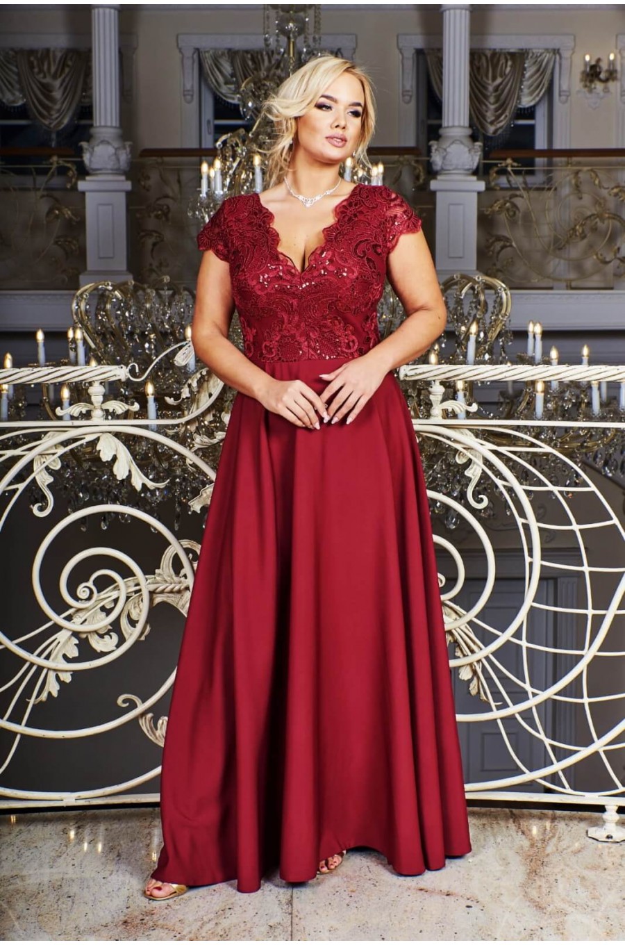 Rochie lunga eleganta XXL din dantela si paiete burgundy Arianza Rochie lunga eleganta XXL din dantela si paiete burgundy Arianza 2 - dyandra.ro