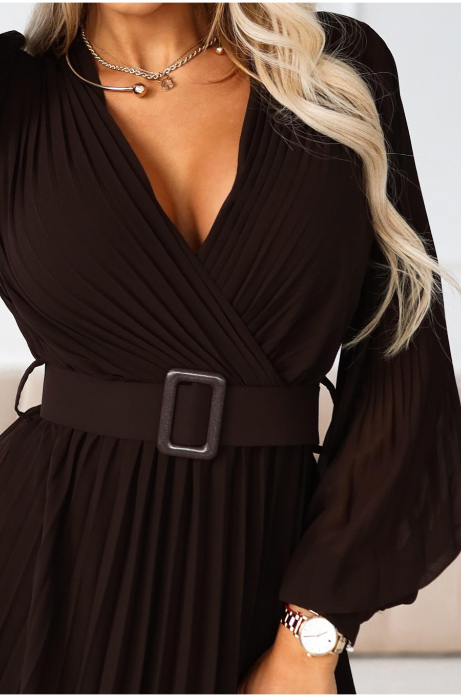 Rochie plisata lunga, din chiffon maro ciocolata, cu maneca lunga, vaporoasa, Vaneira Rochie plisata lunga, din chiffon maro ciocolata, cu maneca lunga, vaporoasa, Vaneira 3 - dyandra.ro