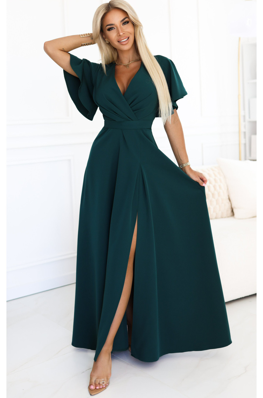 Rochie eleganta lunga verde smarald vaporoasa petrecuta Kasandra Rochie eleganta lunga verde smarald vaporoasa petrecuta Kasandra 1 - dyandra.ro