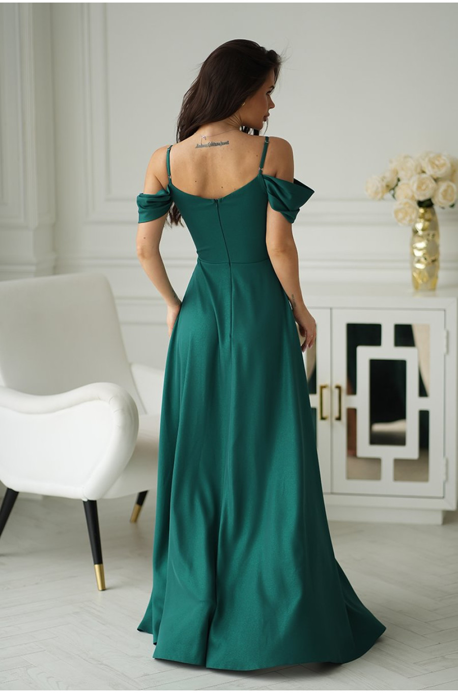 Rochie eleganta lunga glitter verde smarald cu umerii goi vaporoasa Delight 2 - dyandra.ro