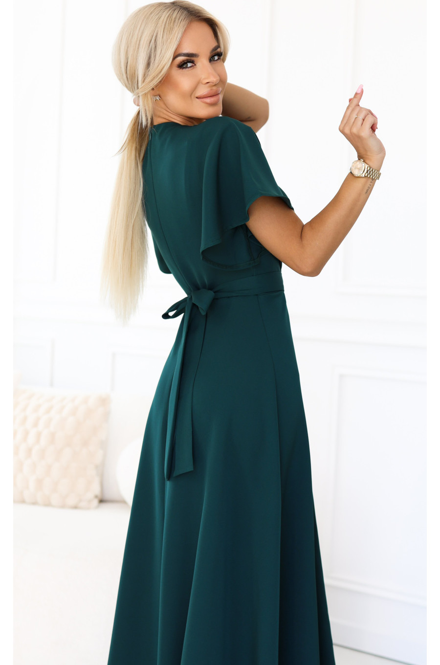 Rochie eleganta lunga verde smarald vaporoasa petrecuta Kasandra Rochie eleganta lunga verde smarald vaporoasa petrecuta Kasandra 3 - dyandra.ro
