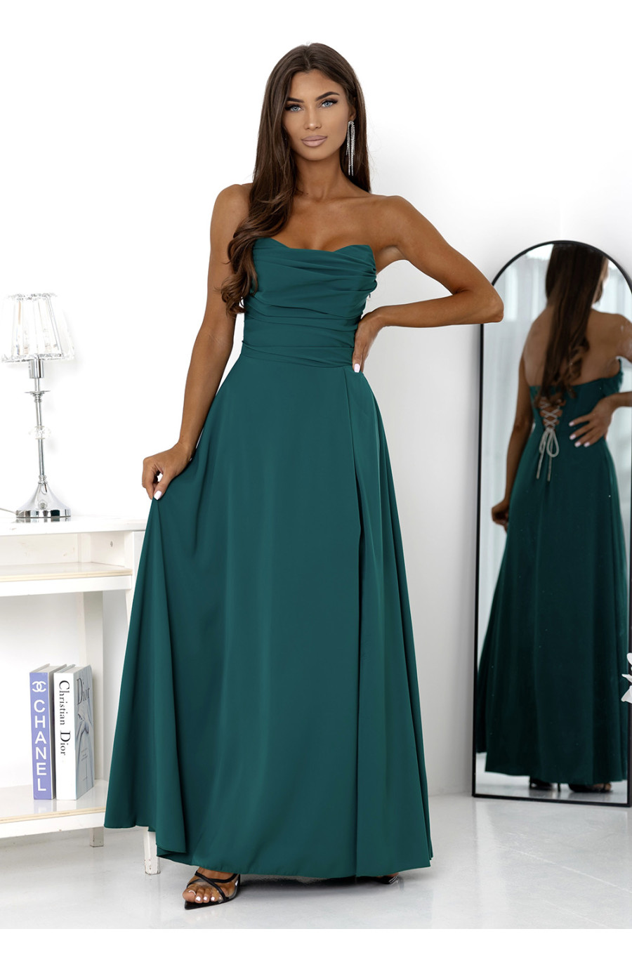 Rochie eleganta lunga verde vaporoasa cu corset si umeri goi VenussW 3 - dyandra.ro